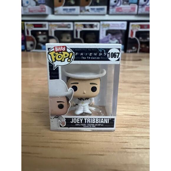 HYPER RARE CHASE BITTY Joey Tribbiani Cowboy Friends 1" Funko Pop #1067 TV Show - Picture 1 of 6